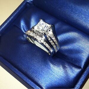 ZALES 1 1/2 CT. TW Diamond Cluster Bridal Set 14K White Gold